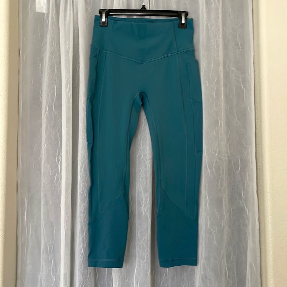 Teal Lululemon 7/8 Leggings Size 8